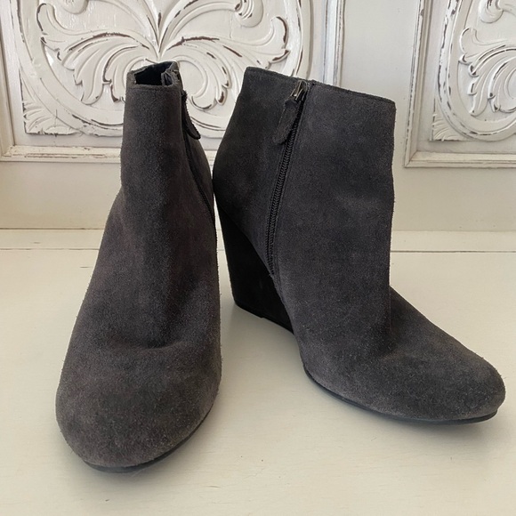 Dolce Vita dark gray Winter Booties - Picture 2 of 9